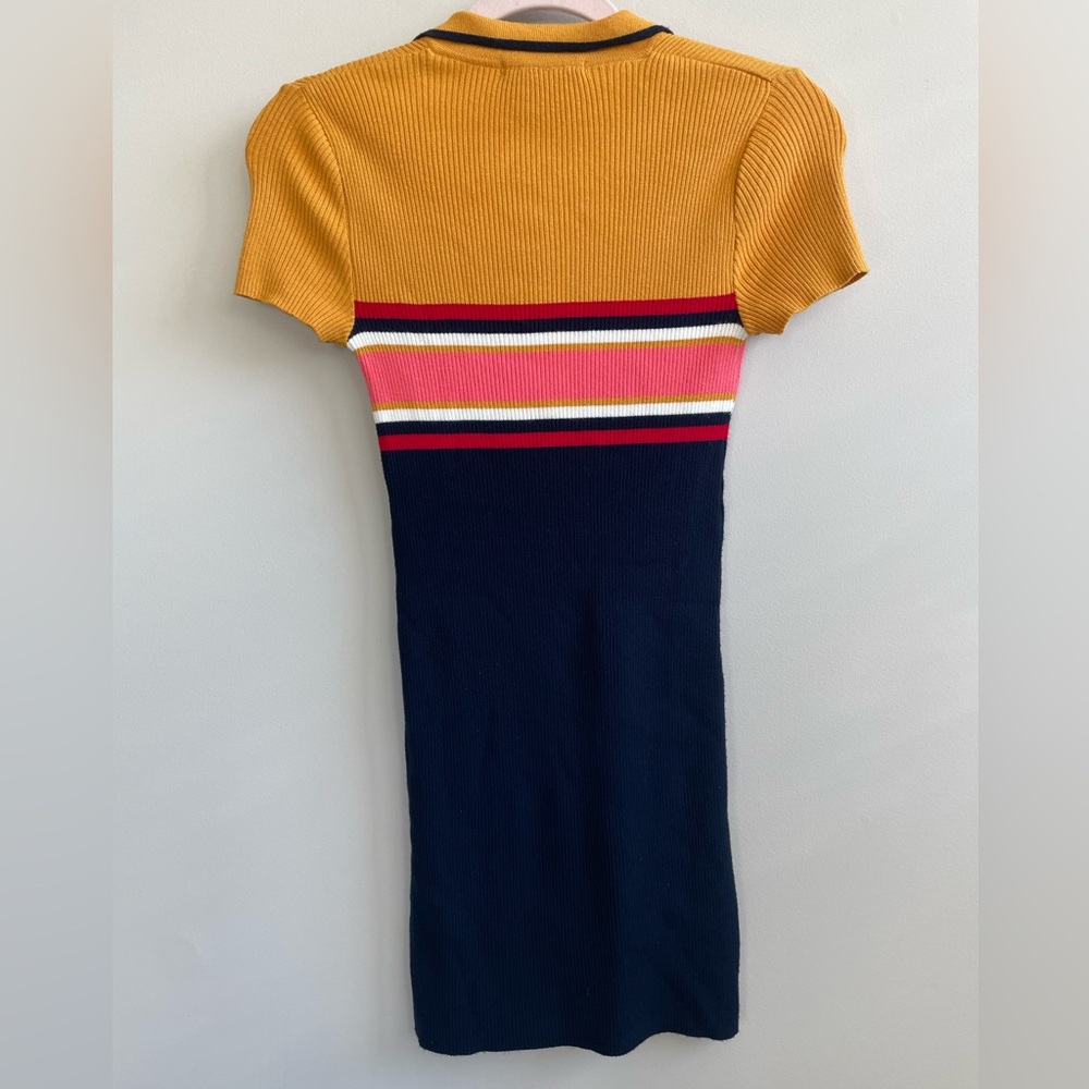 Urban Outfitters Bodycon Colorblock Dress with Collar Retro Vibes - Picture 5 of 7